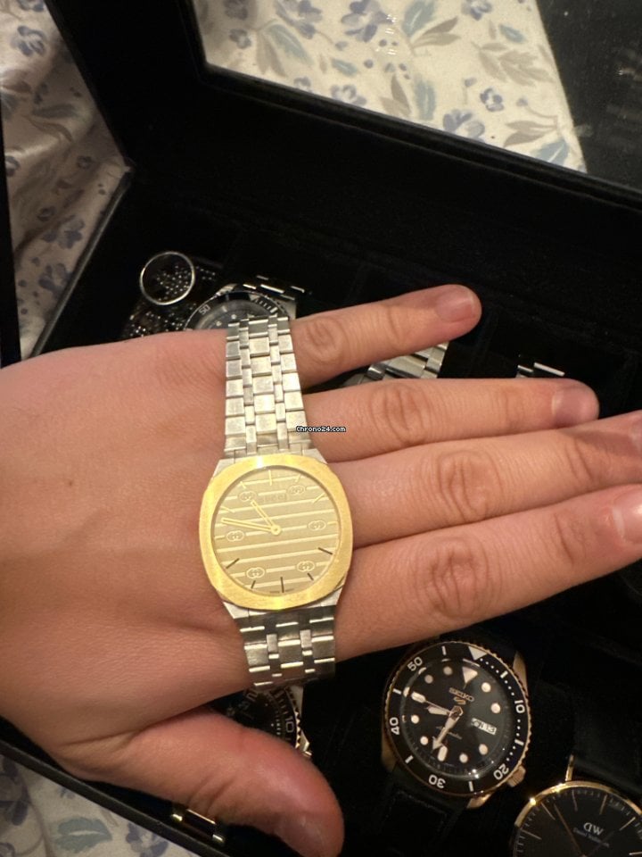  Shop Authentic Gucci 25H Quartz Gold Dial Silver Steel Strap Watch for Women - YA163403 - Luxxuri