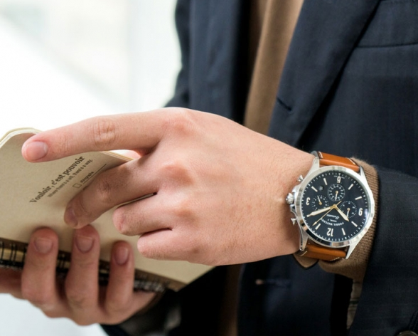  Shop Authentic Fossil Forrester Chronograph Blue Dial Brown Leather Strap Watch for Men -  S5607 - Luxxuri