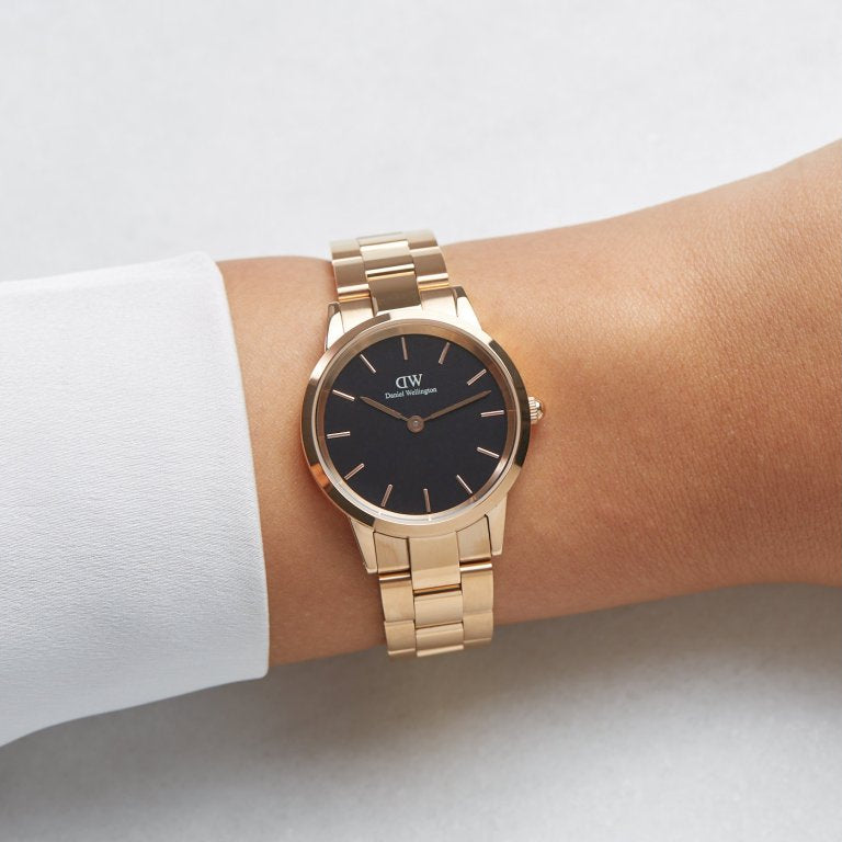  Shop Authentic Daniel Wellington Iconic Link Black Dial Rose Gold Steel Strap Watch for Women - DW00100212 - Luxxuri