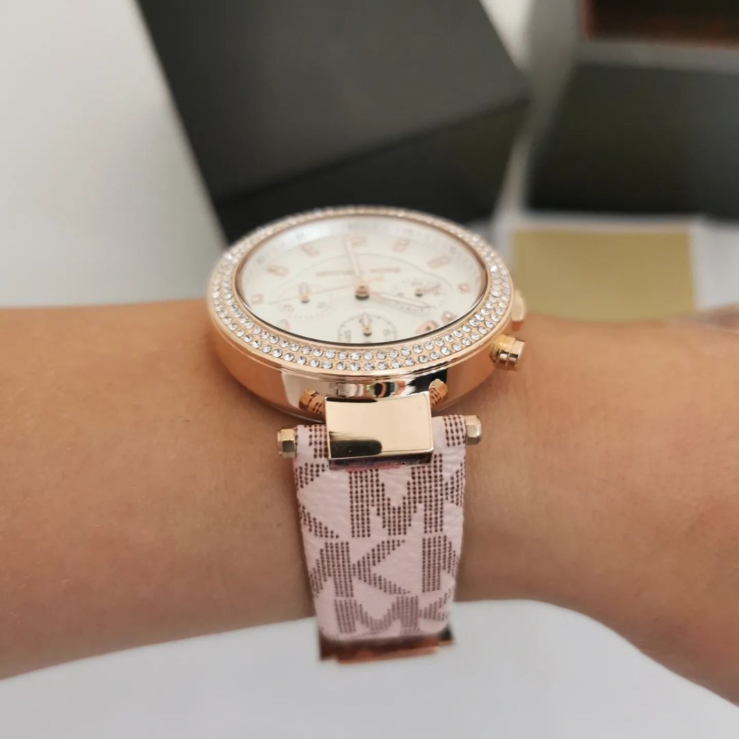  Shop Authentic Michael Kors Parker Chronograph White Dial Pink Leather Strap Watch For Women - MK6935 - Luxxuri