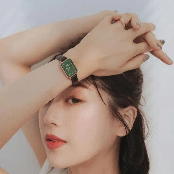  Shop Authentic Daniel Wellington Quadro Pressed Sheffield Green Dial Black Leather Strap Watch For Women - DW00100439 - Luxxuri