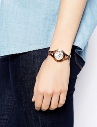  Shop Authentic Emporio Armani Chiara Analog White Dial Rose Gold Steel Strap Watch For Women - AR7329 - Luxxuri