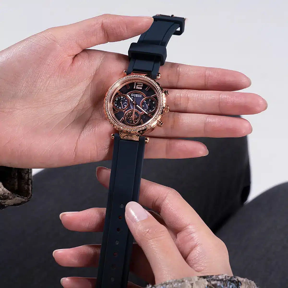  Shop Authentic Guess Solistice Diamonds Roe Gold Dial Black Rubber Strap Watch for Women - GW0484L2 - Luxxuri