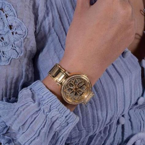  Shop Authentic Guess Lily Quartz Gold Dial Gold Steel Strap Watch For Women - GW0528L2 - Luxxuri