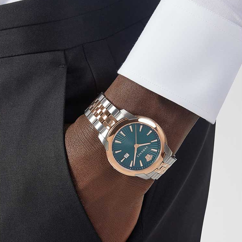  Shop Authentic Versace V-Urban Green Dial Two Tone Steel Strap Watch for Men - VELQ00619 - Luxxuri