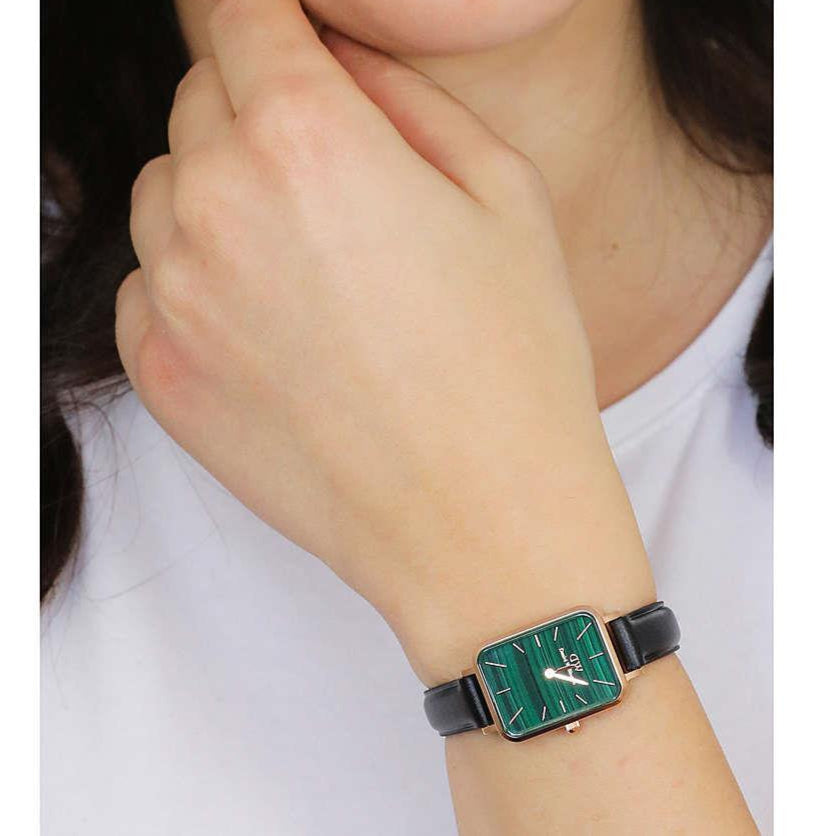  Shop Authentic Daniel Wellington Quadro Pressed Sheffield Green Dial Black Leather Strap Watch For Women - DW00100439 - Luxxuri