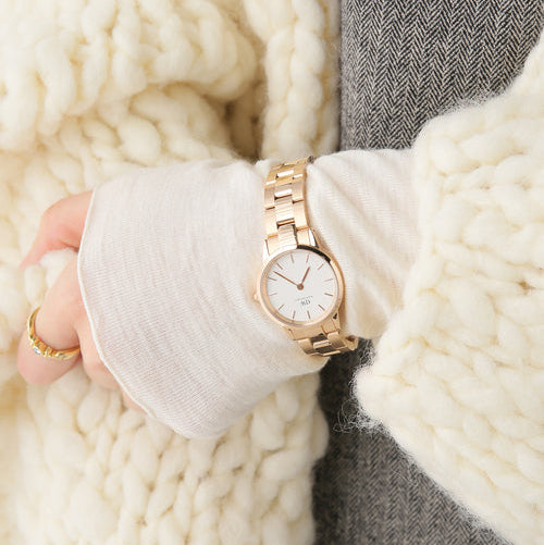  Shop Authentic Daniel Wellington Iconic Link White Dial Rose Gold Steel Strap Watch for Women - DW00100213 - Luxxuri