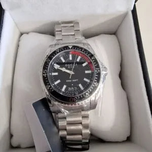  Shop Authentic Gucci Dive Quartz Black Dial Silver Steel Strap Watch For Men - YA136212 - Luxxuri