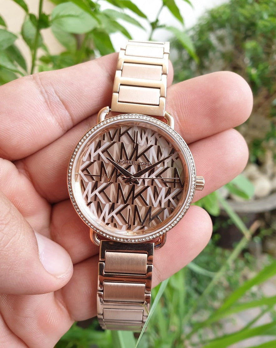  Shop Authentic Michael Kors Portia Quartz Gold Dial Gold Steel Strap Watch For Women - MK3886 - Luxxuri