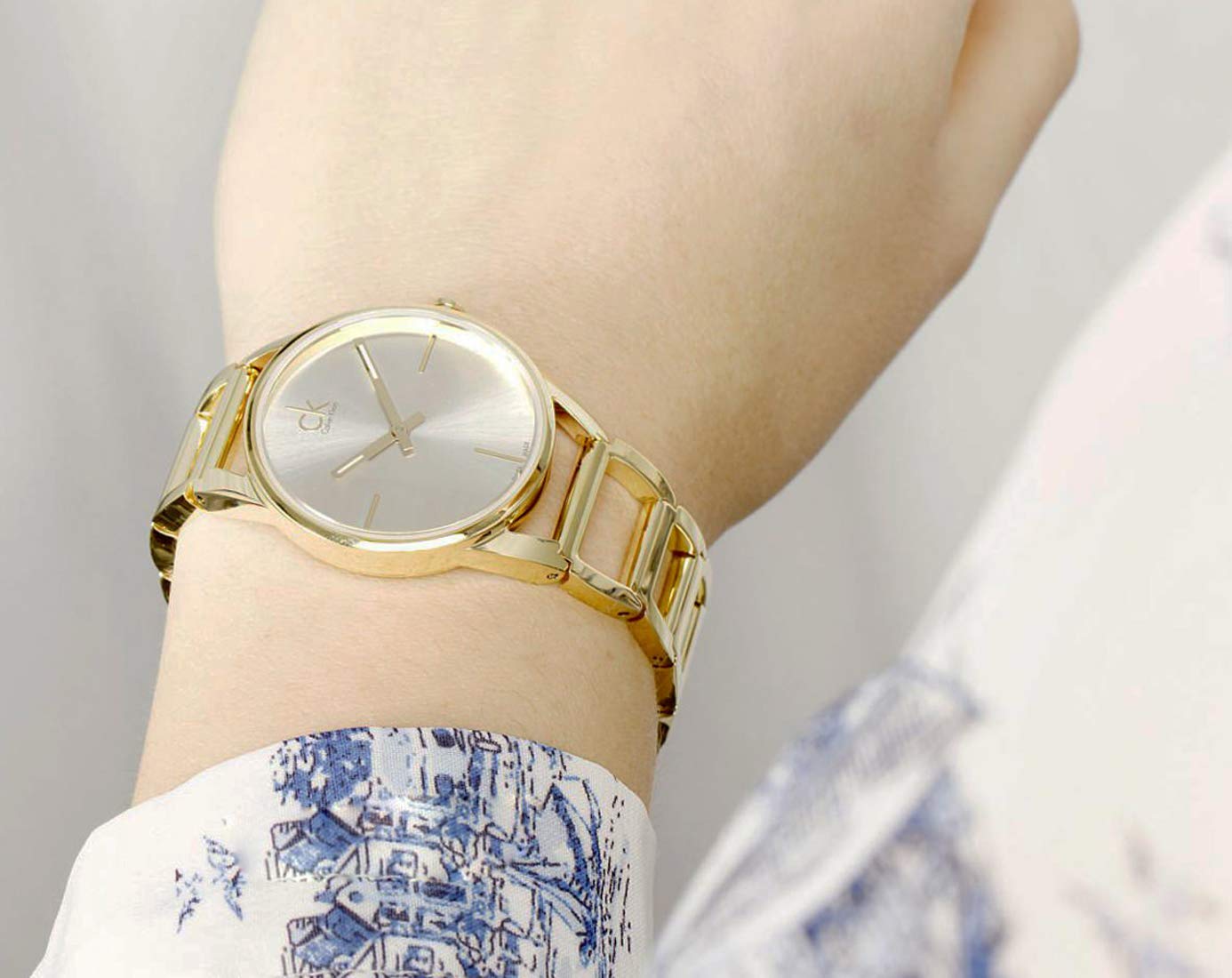 Shop Authentic Calvin Klein Stately White Dial Gold Steel Strap Watch for Women - K3G2352W - Luxxuri