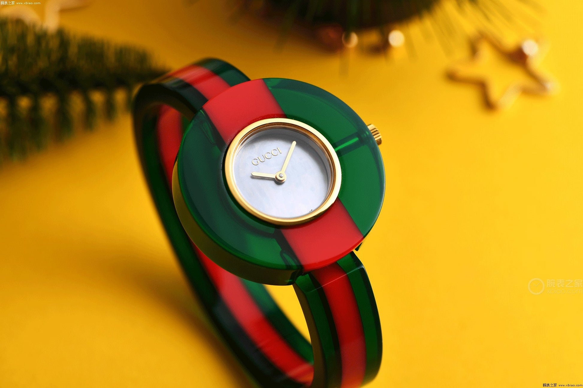  Shop Authentic Gucci Vintage Web Mother of Pearl Dial Two Tone Plastic Strap Watch For Women - YA143403 - Luxxuri