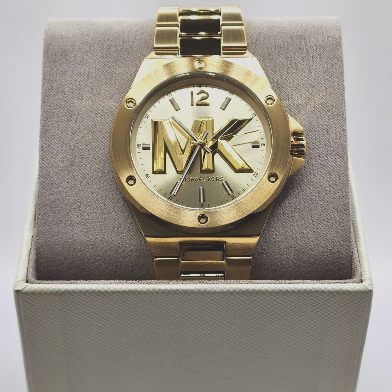  Shop Authentic Michael Kors Lennox Three-Hand Quartz Gold Dial Gold Steel Strap Watch For Men - MK8939 - Luxxuri