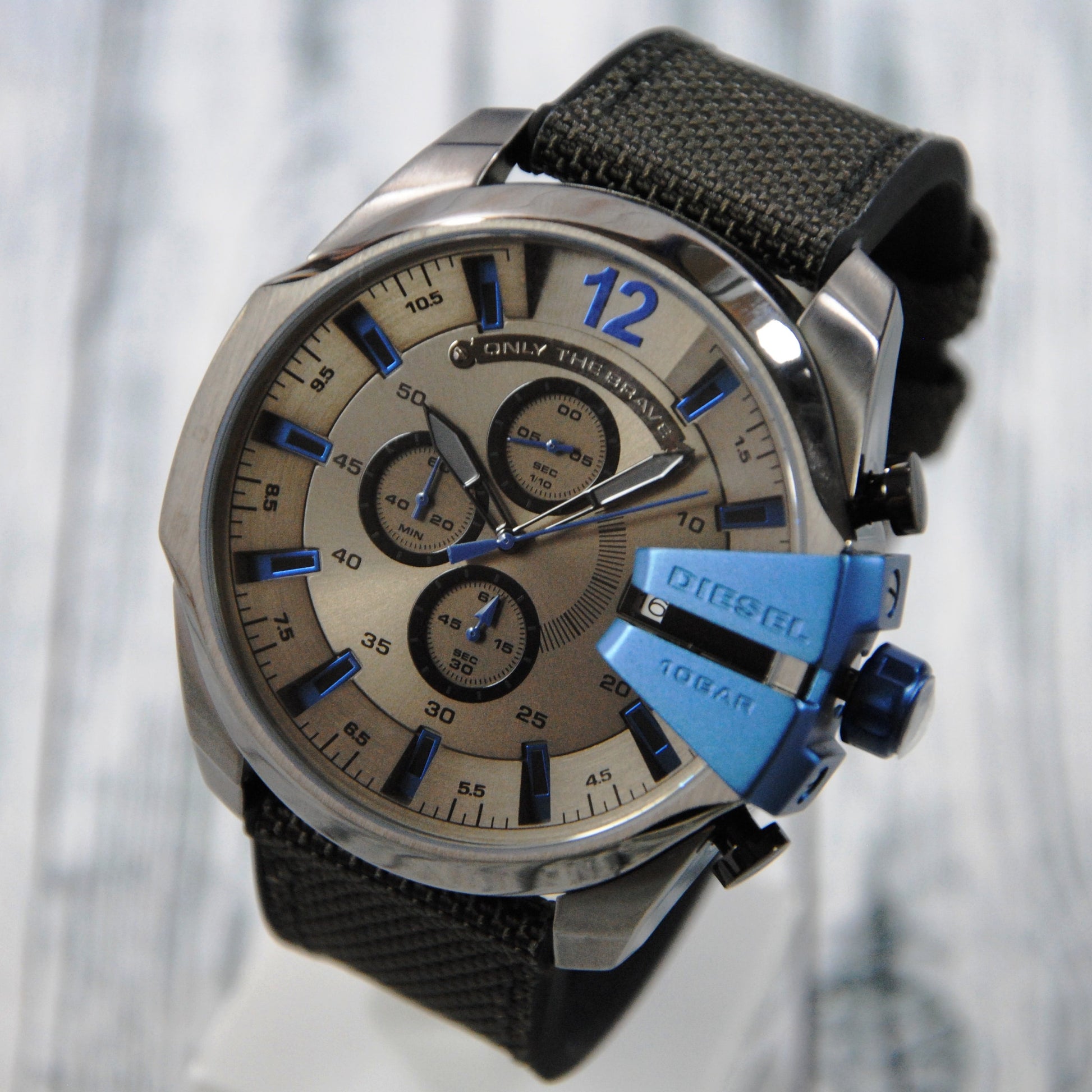  Shop Authentic Diesel Mega Chief Chronograph Black Dial Black Leather Strap Watch For Men - DZ4500 - Luxxuri