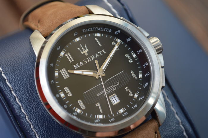 Maserati Successo Black Dial Beige Leather Strap Watch For Men - R8851121004