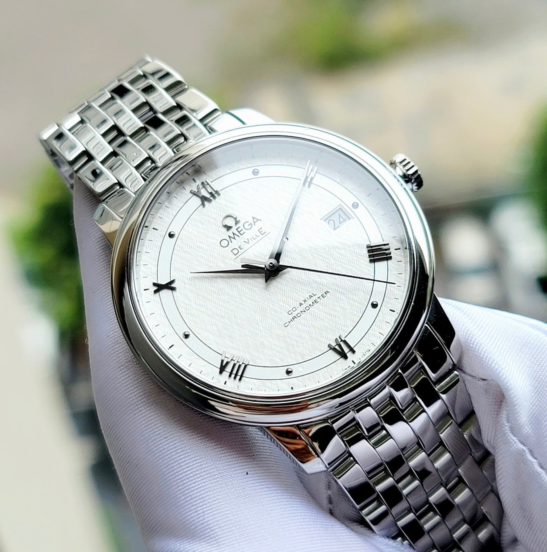  Shop Authentic Omega De Ville Prestige Co Axial Automatic White Dial Silver Steel Strap Watch for Men - 424.10.40.20.02.005 - Luxxuri