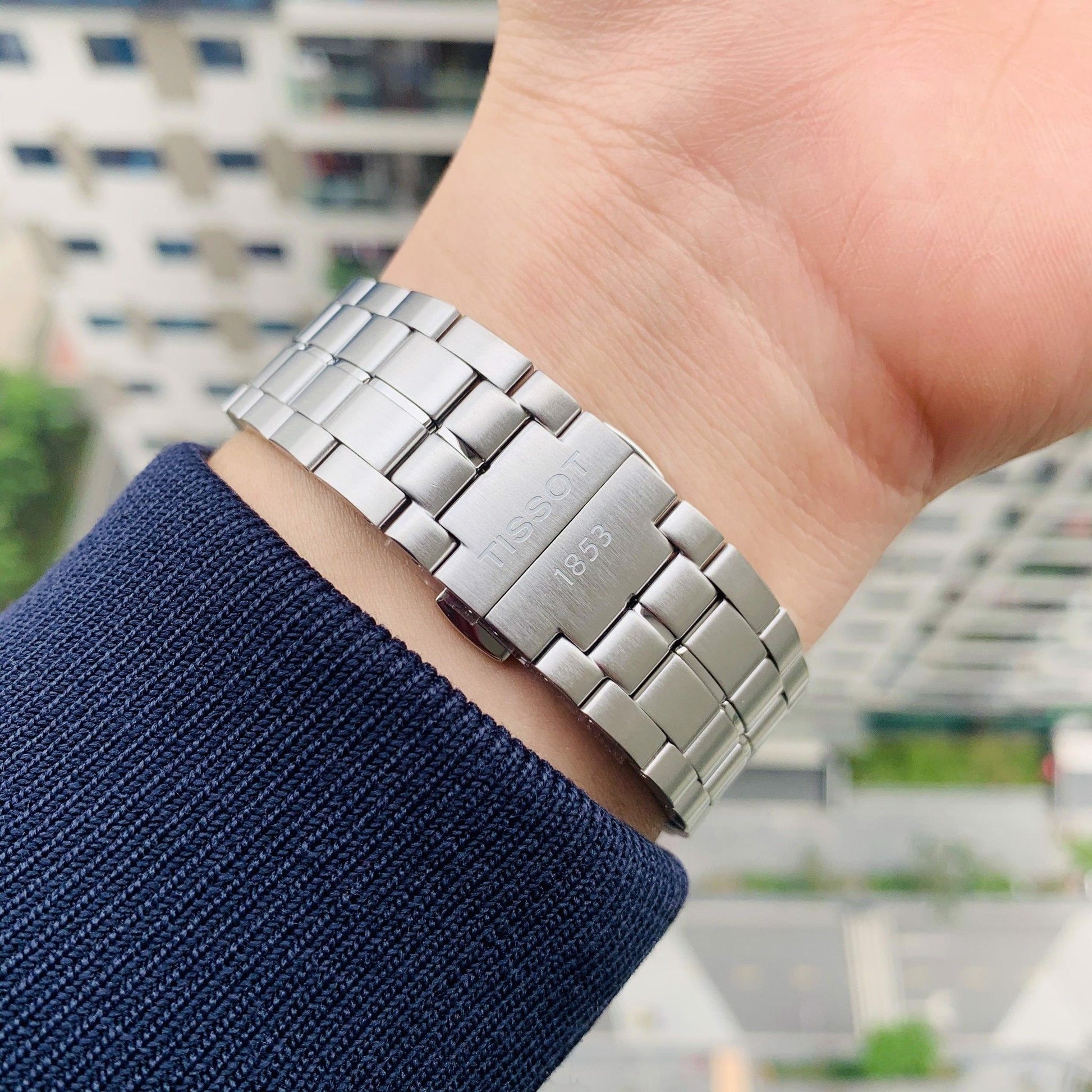  Shop Authentic Tissot Luxury Powermatic 80 Black Dial Silver Steel Strap Watch for Men - T086.407.11.201.02 - Luxxuri