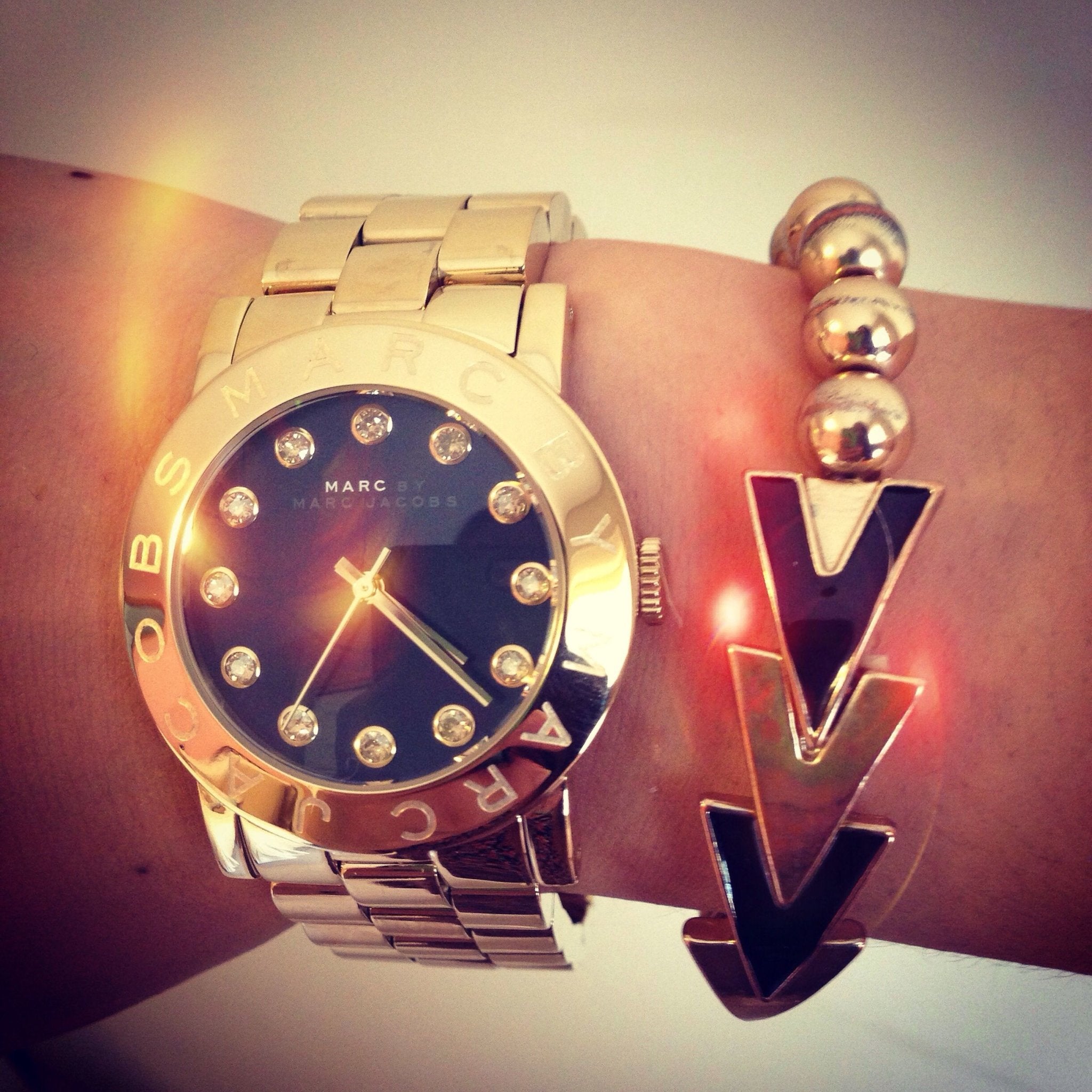 Marc Jacobs Amy Glitz Black Dial Gold Steel Strap Watch for Women - MBM3334