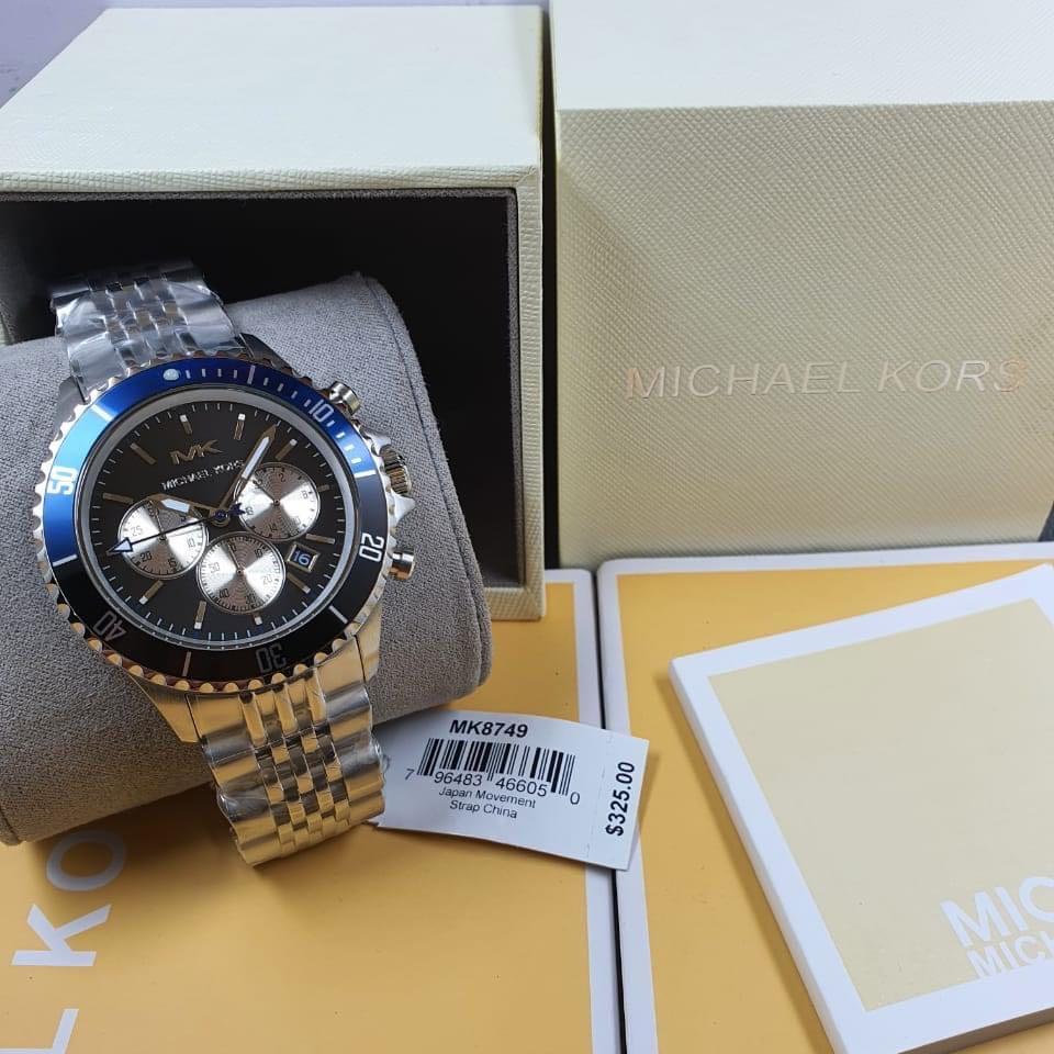  Shop Authentic Michael Kors Bayville Chronograph Black Dial Silver Steel Strap Watch For Men - MK8749 - Luxxuri