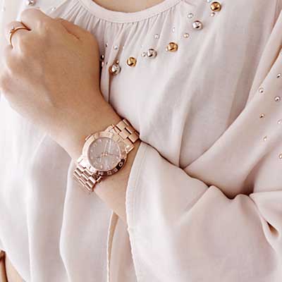  Shop Authentic Marc Jacobs Amy Glitz Brown Dial Rose Gold Steel Strap Watch for Women - MBM3221 - Luxxuri