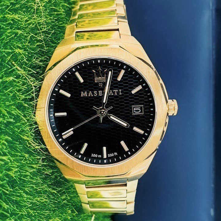  Shop Authentic Maserati Stile Black Dial Gold Steel Strap Watch For Men - R8853142004 - Luxxuri