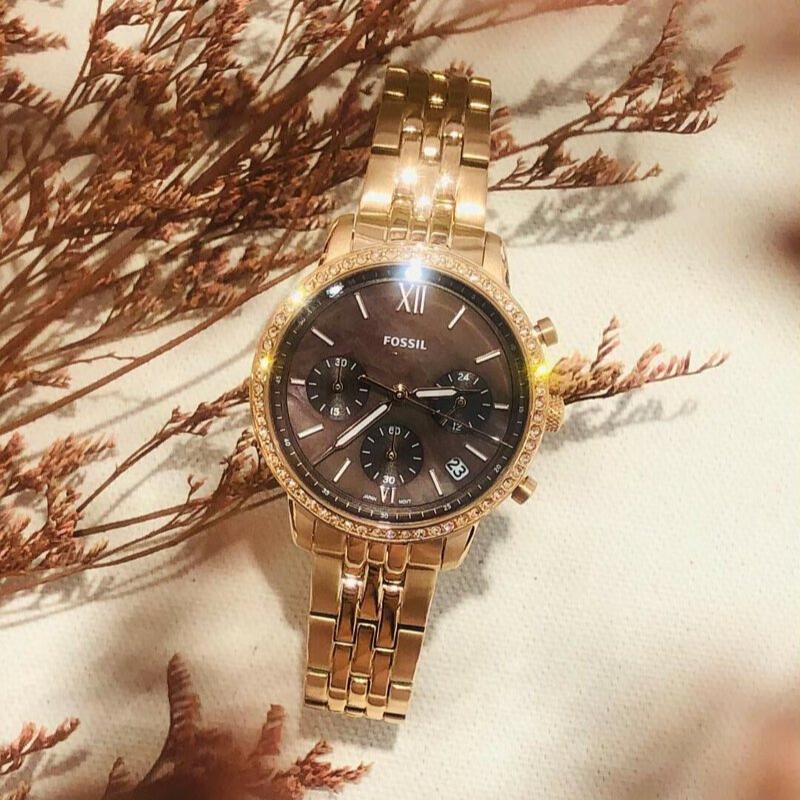 Shop Authentic Fossil Neutra Chronograph Mother of Pearl Brown Dial Rose Gold Steel Strap Watch for Women - ES5218 - Luxxuri