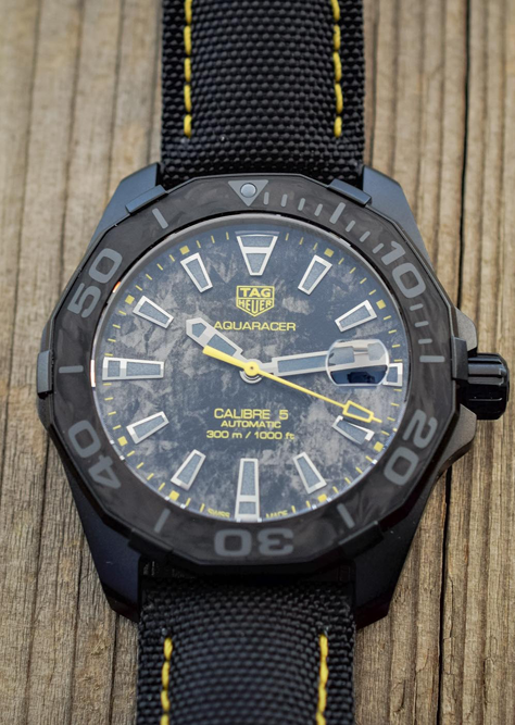  Shop Authentic Tag Heuer Aquaracer Carbon Dial Watch for Men - WBD218B.FC6446 - Luxxuri