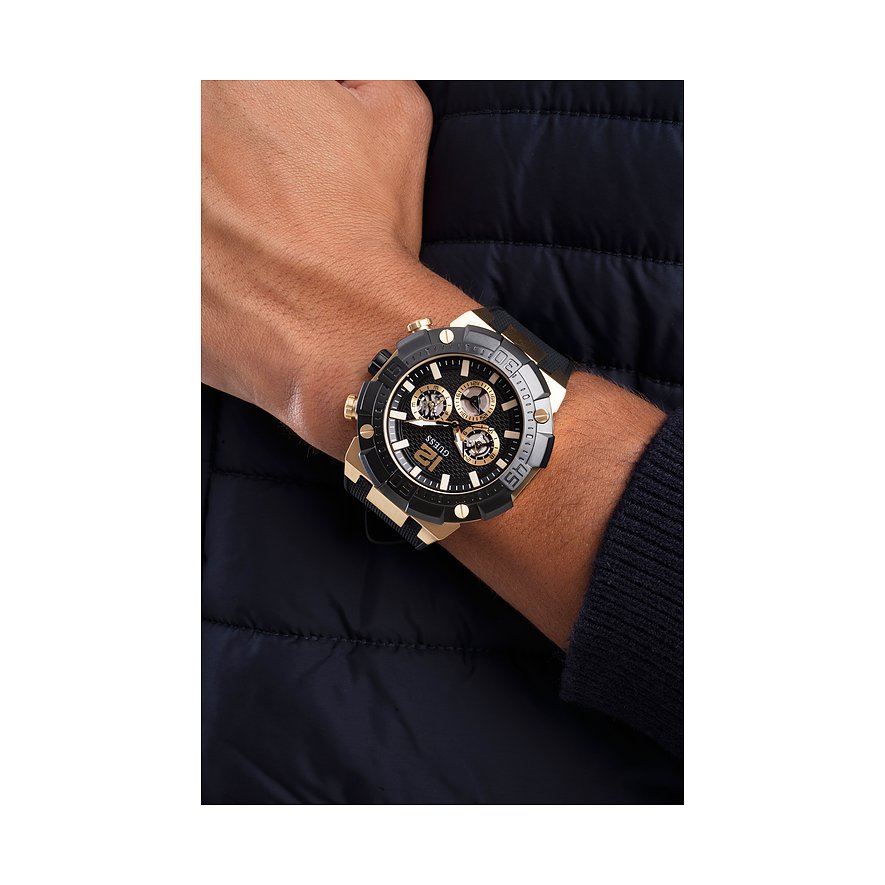 Shop Authentic Guess Navigator Chronograph Black Dial Black Rubber Strap Watch for Men - GW0264G3 - Luxxuri