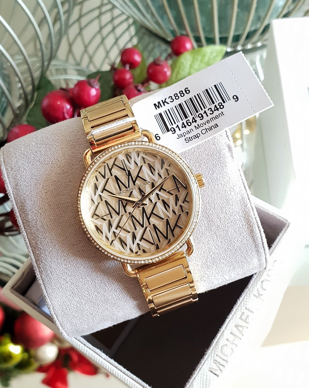  Shop Authentic Michael Kors Portia Quartz Gold Dial Gold Steel Strap Watch For Women - MK3886 - Luxxuri