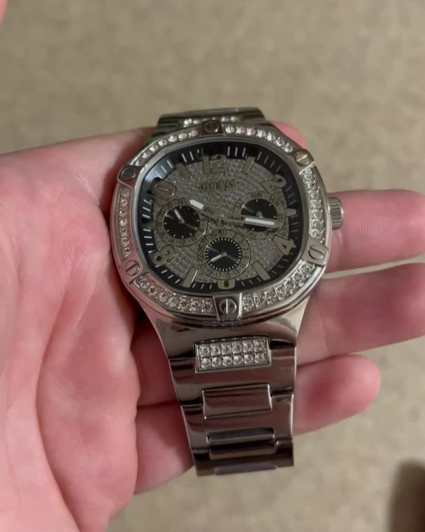  Shop Authentic Guess Duke Glitz Black Dial Silver Steel Strap Watch For Men - GW0576G1 - Luxxuri