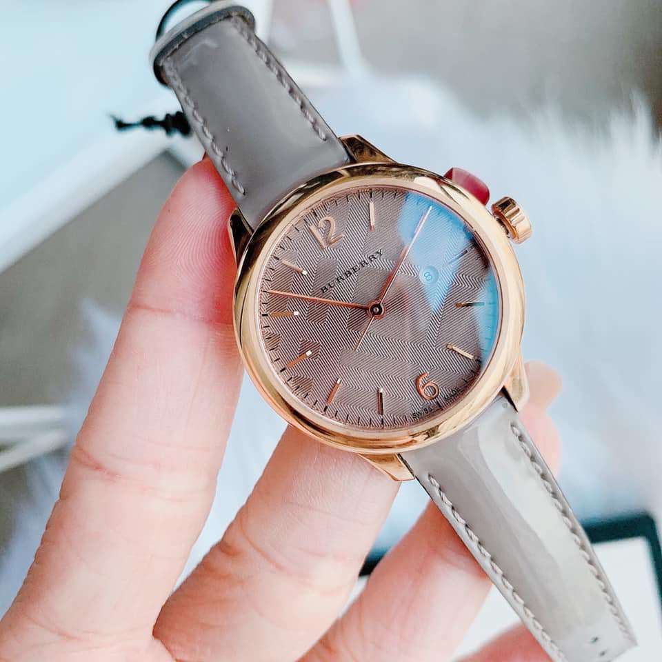  Shop Authentic Burberry The Classic Quartz Grey Dial Grey Leather Strap Watch For Women - BU10119 - Luxxuri
