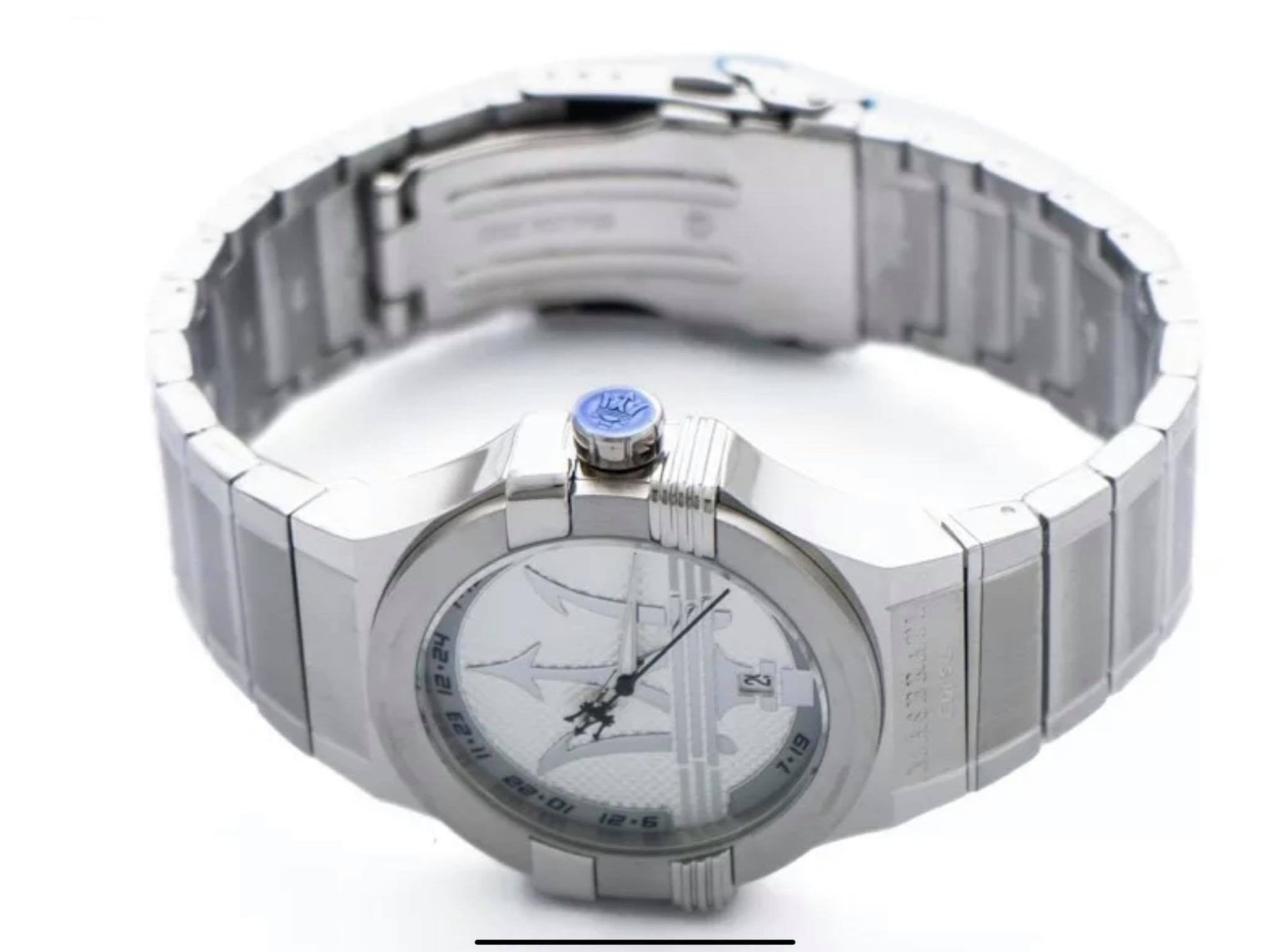  Shop Authentic Maserati Potenza Silver Dial Silver Steel Strap Watch For Men - R8853108002 - Luxxuri