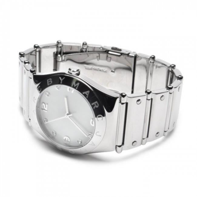  Shop Authentic Marc Jacobs Amy White Dial Silver Steel Strap Watch for Women - MBM8518 - Luxxuri