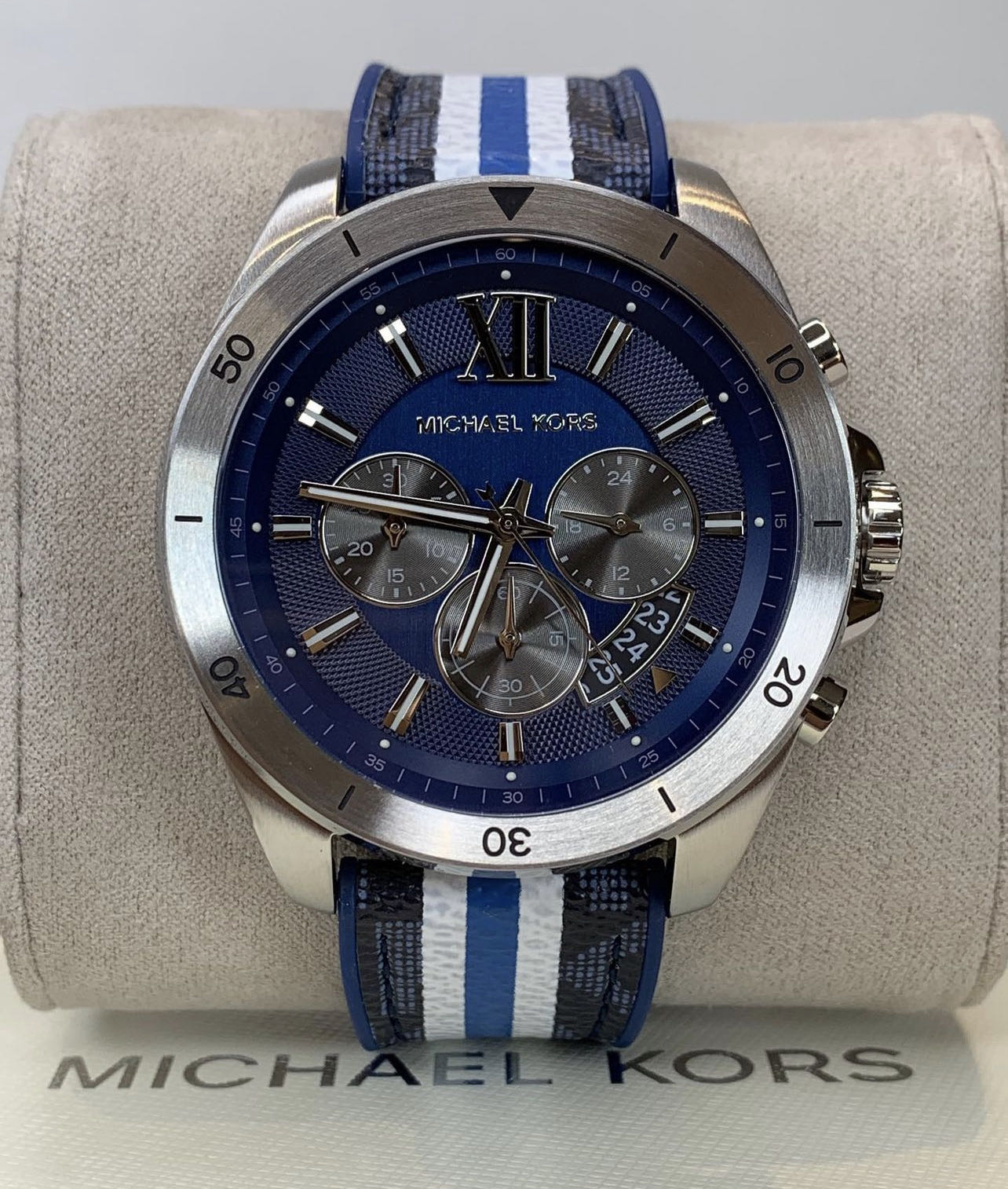  Shop Authentic Michael Kors Brecken Chronograph Blue Dial Two Tone PVC Strap Watch For Men - MK8950 - Luxxuri