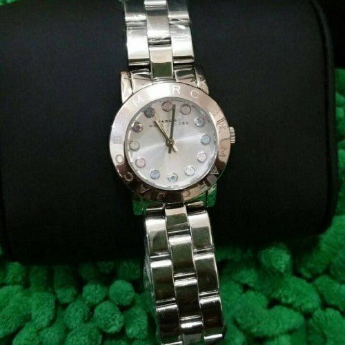  Shop Authentic Marc Jacobs Amy White Dial Silver Steel Strap Watch for Women - MBM3217 - Luxxuri