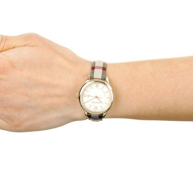  Shop Authentic Burberry Classic Champagne Gold Dial Horseferry Leather Strap Watch for Women - BU10104 - Luxxuri