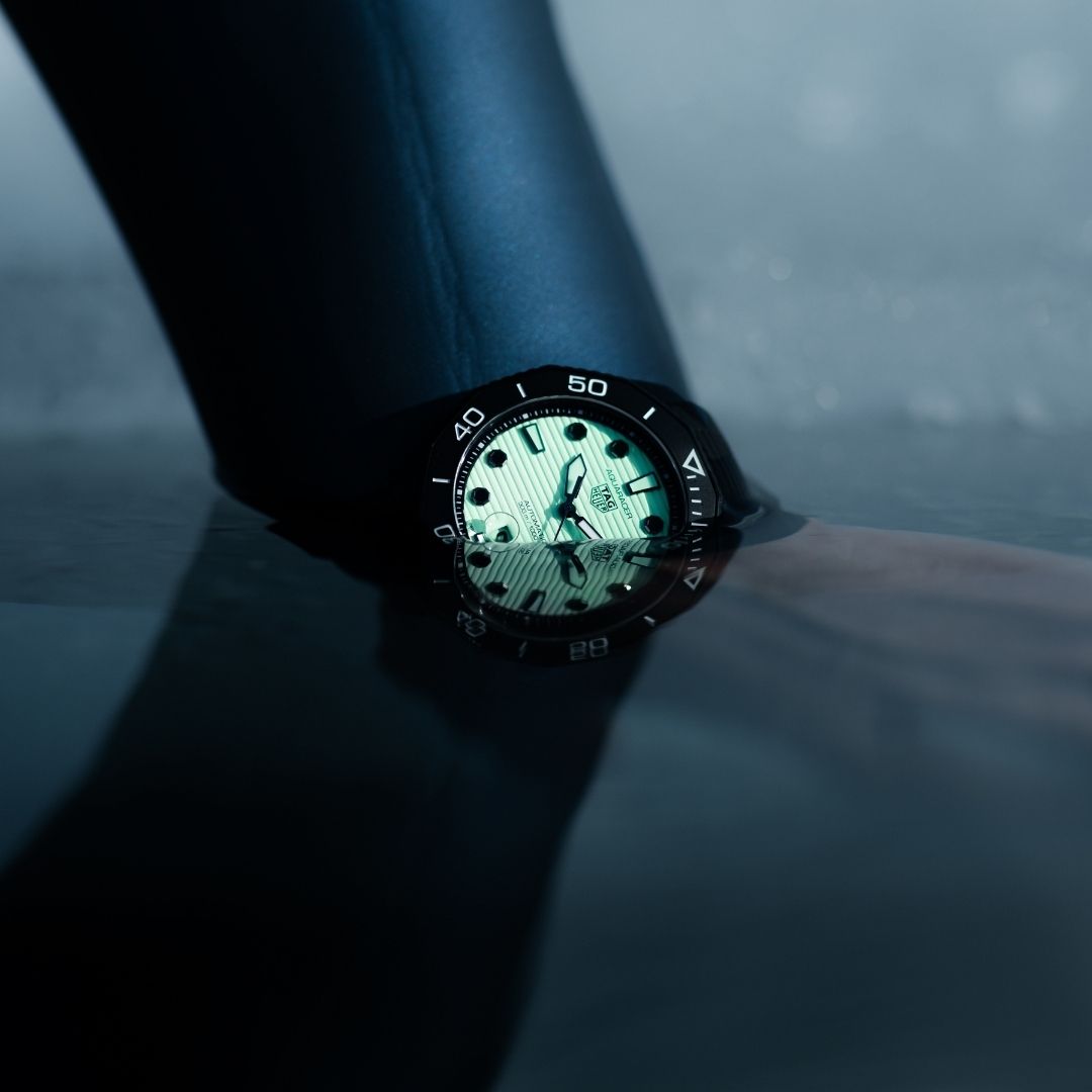  Shop Authentic Tag Heuer Aquaracer Professional 300 Automatic White Dial Black Rubber Strap Watch for Men - WBP201D.FT6197 - Luxxuri