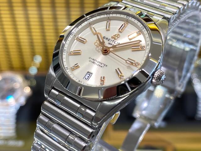  Shop Authentic Breitling Chronomat 32 Diamonds White Dial Silver Steel Strap Watch for Women - A77310101A3A1 - Luxxuri