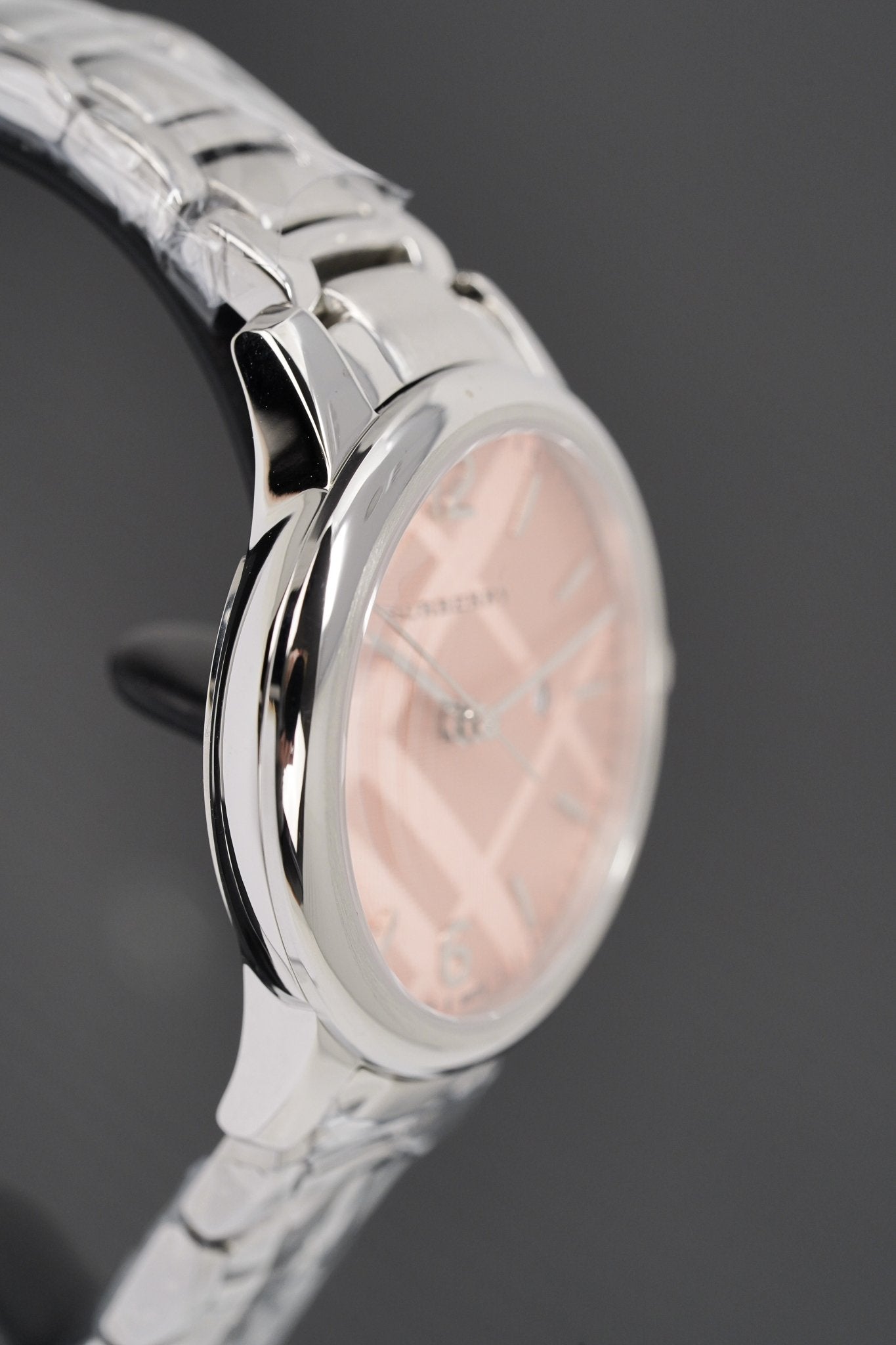  Shop Authentic Burberry The Classic Pink Dial Silver Steel Strap Watch for Women - BU10111 - Luxxuri