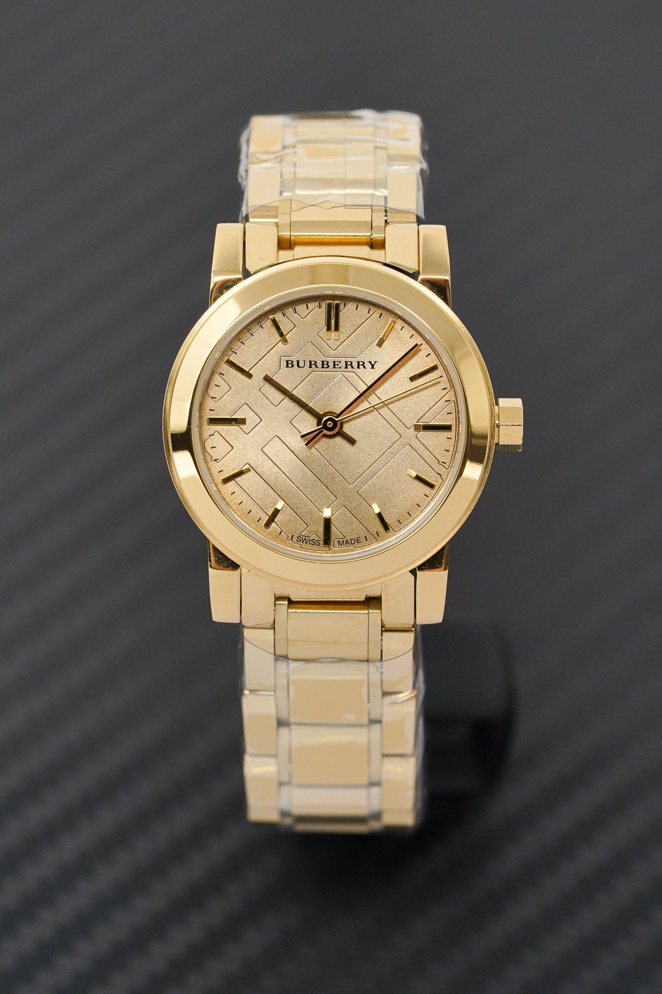  Shop Authentic Burberry The City Gold Dial Gold Steel Strap Watch for Women - BU9145 - Luxxuri