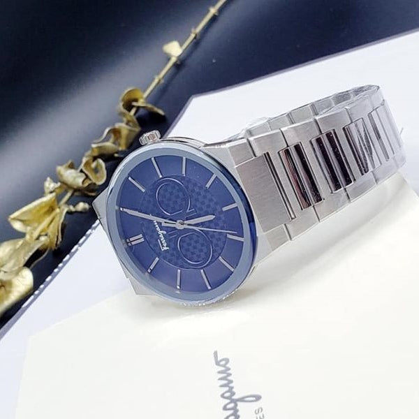 Shop Authentic Salvatore Ferragamo Sapphire Blue Dial Silver Steel Strap Watch for Men - SFHP006-20 - Luxxuri