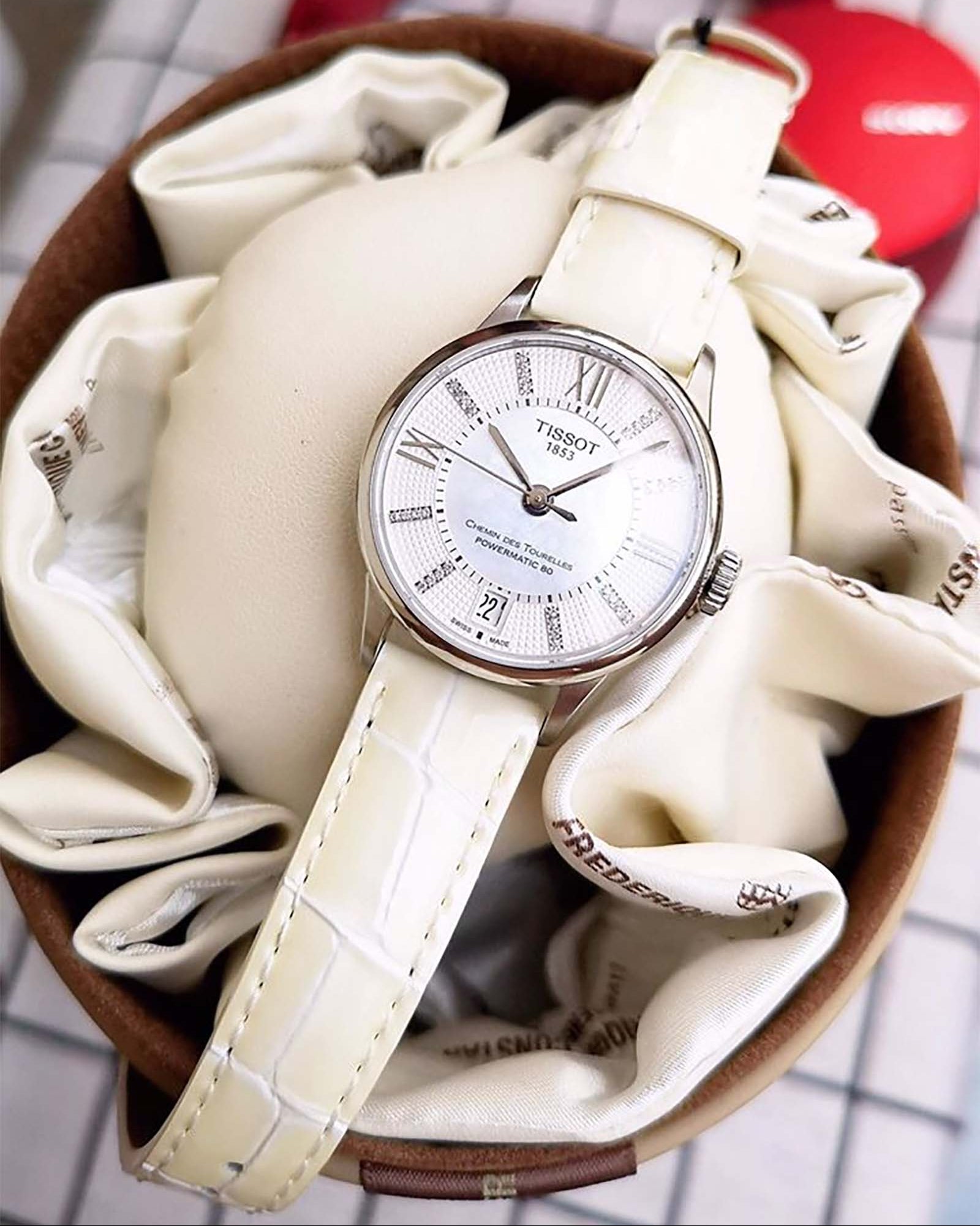 Shop Authentic Tissot Chemin Des Tourelles Powermatic 80 Lady White Dial White Leather Strap Watch For Women - T099.207.16.116.00 - Luxxuri