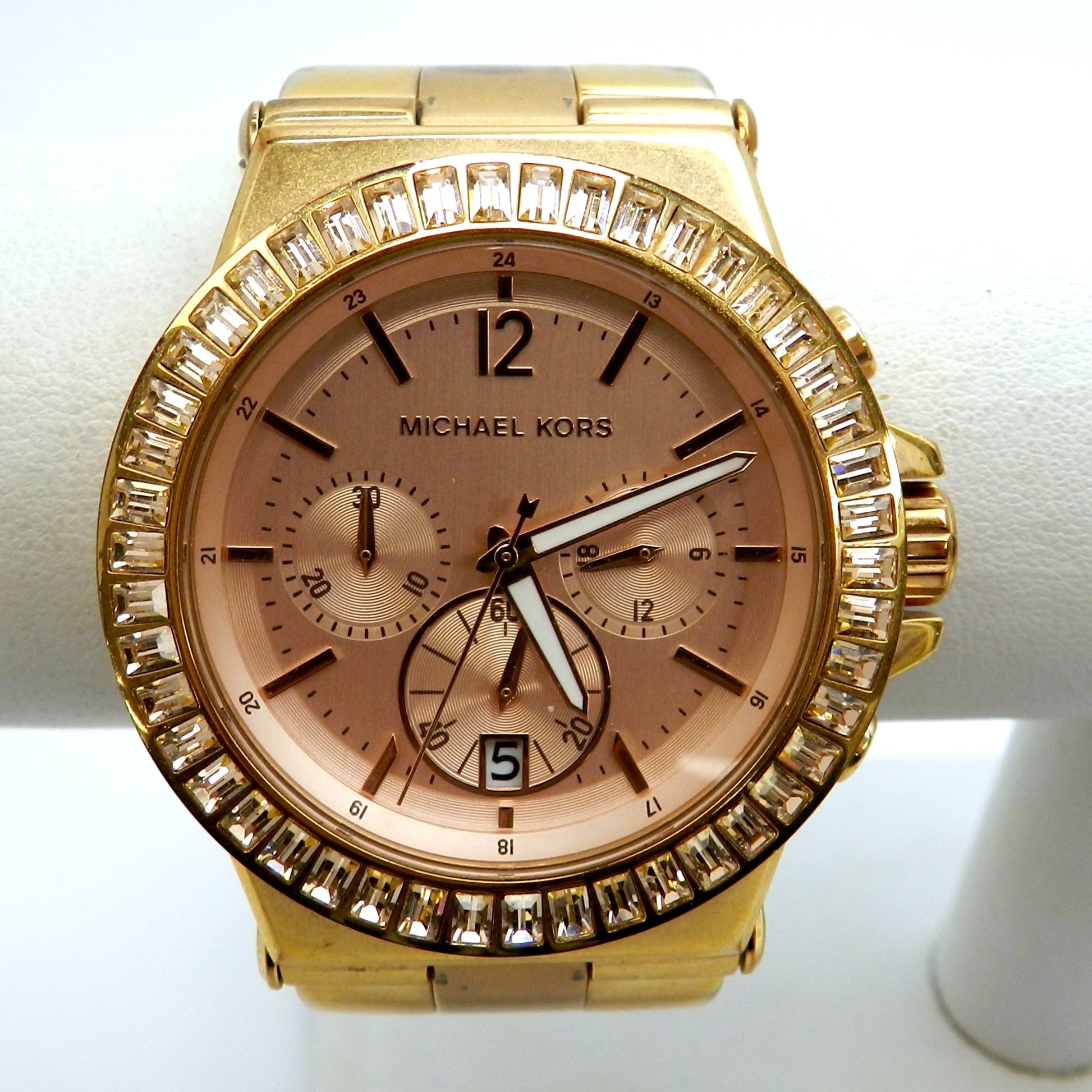  Shop Authentic Michael Kors Dylan Rose Gold Dial Rose Gold Steel Strap Watch for Women - MK5412 - Luxxuri