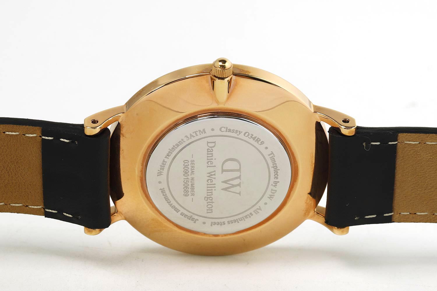  Shop Authentic Daniel Wellington Classic Sheffield White Dial Black Leather Strap Watch For Women - DW00100076 - Luxxuri