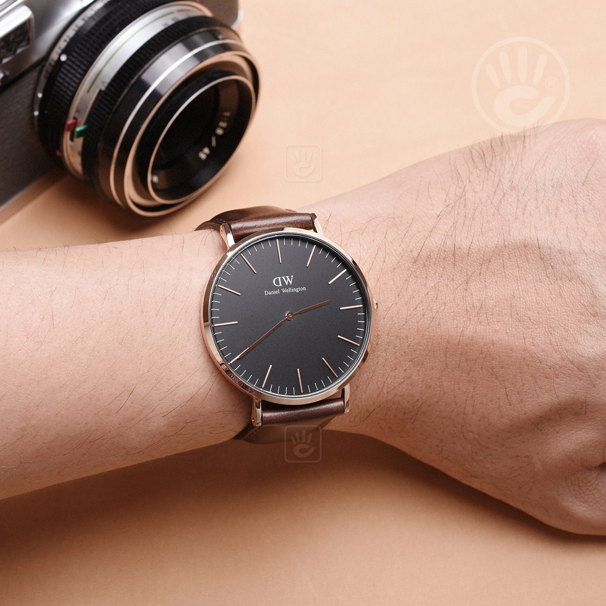  Shop Authentic Daniel Wellington Bristol Black Dial Brown Leather Strap Watch For Men - DW00100125 - Luxxuri