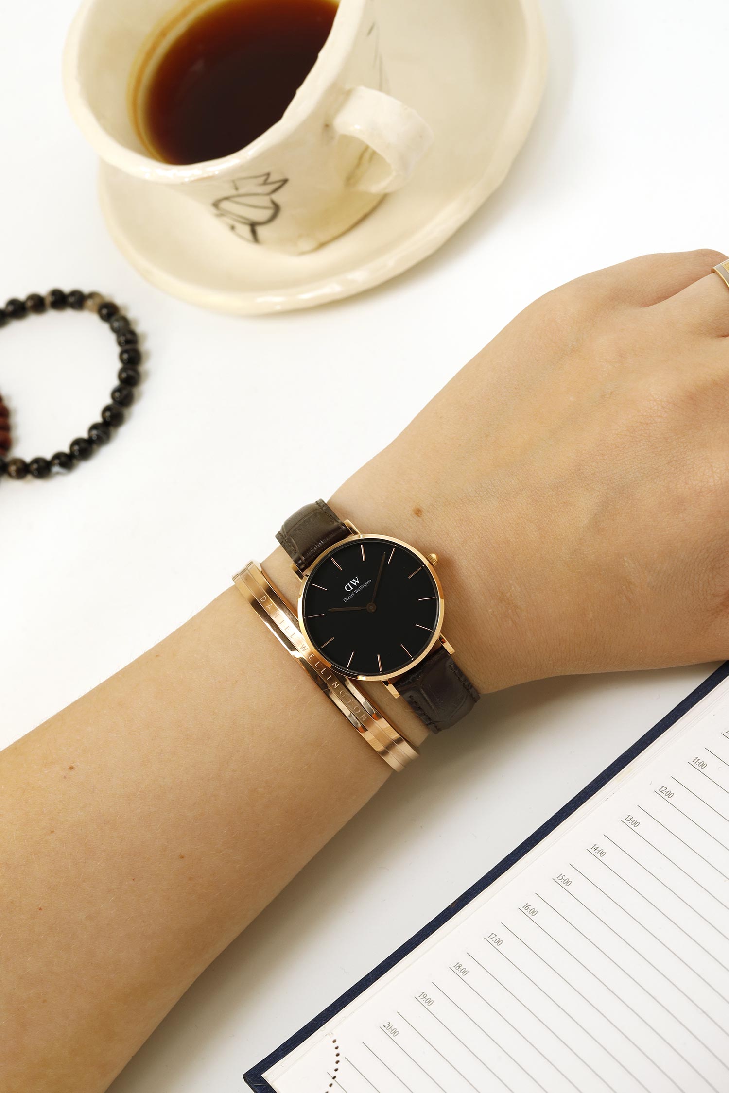  Shop Authentic Daniel Wellington Classic Petite York Black Dial Brown Leather Strap Watch For Women - DW00100170 - Luxxuri