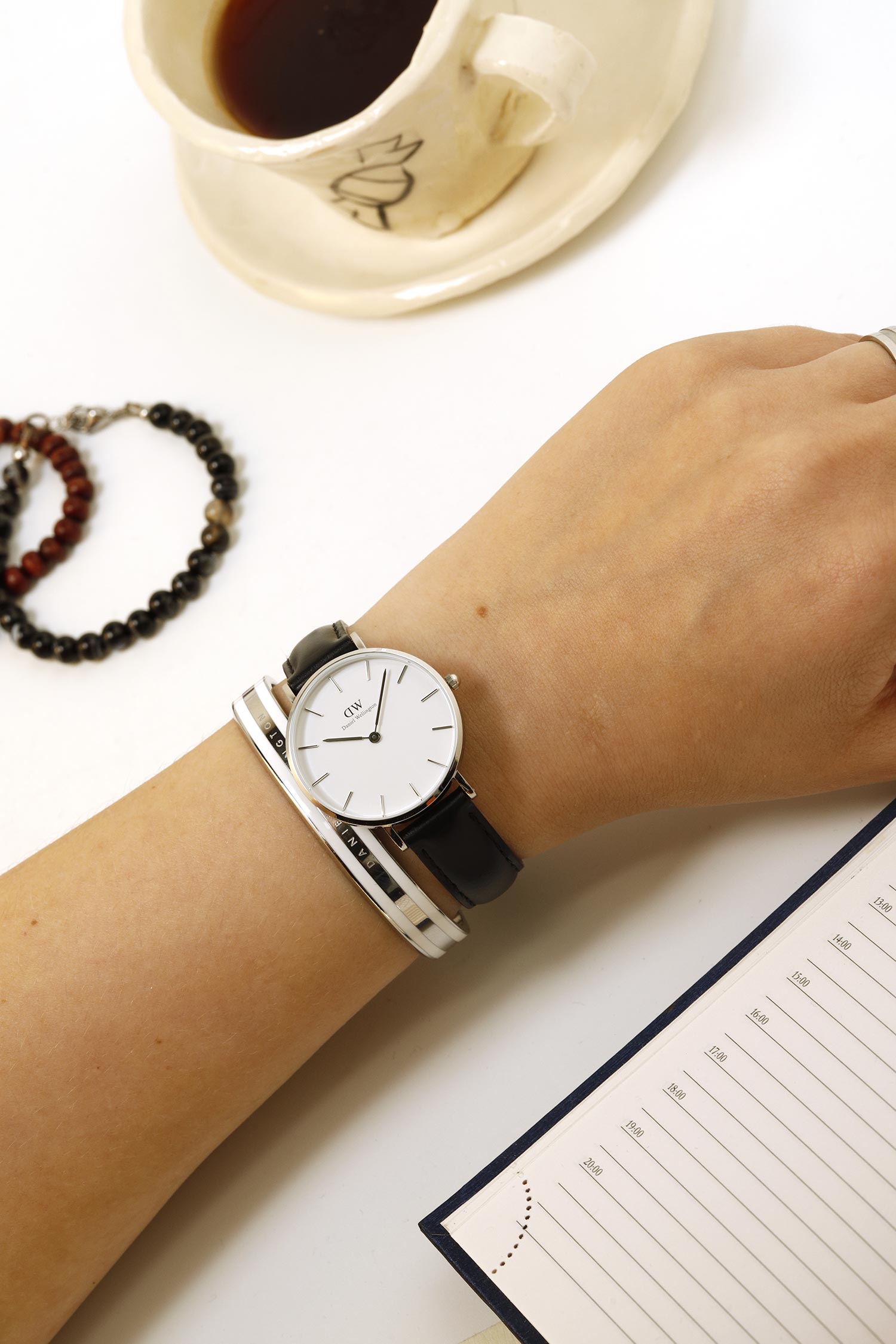 Shop Authentic Daniel Wellington Classic Petite Sheffield White Dial Black Leather Strap Watch For Women - DW00100186 - Luxxuri