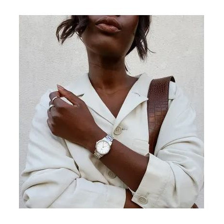  Shop Authentic Daniel Wellington Iconic Link White Dial Silver Steel Strap Watch For Women - DW00100205 - Luxxuri