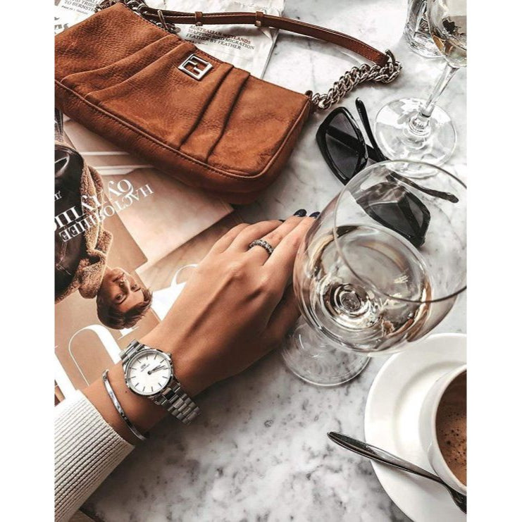  Shop Authentic Daniel Wellington Iconic Link White Dial Silver Steel Strap Watch For Women - DW00100205 - Luxxuri