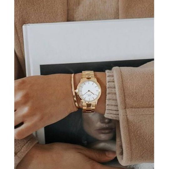  Shop Authentic Daniel Wellington Iconic Link White Dial Rose Gold Steel Strap Watch For Women - DW00100211 - Luxxuri