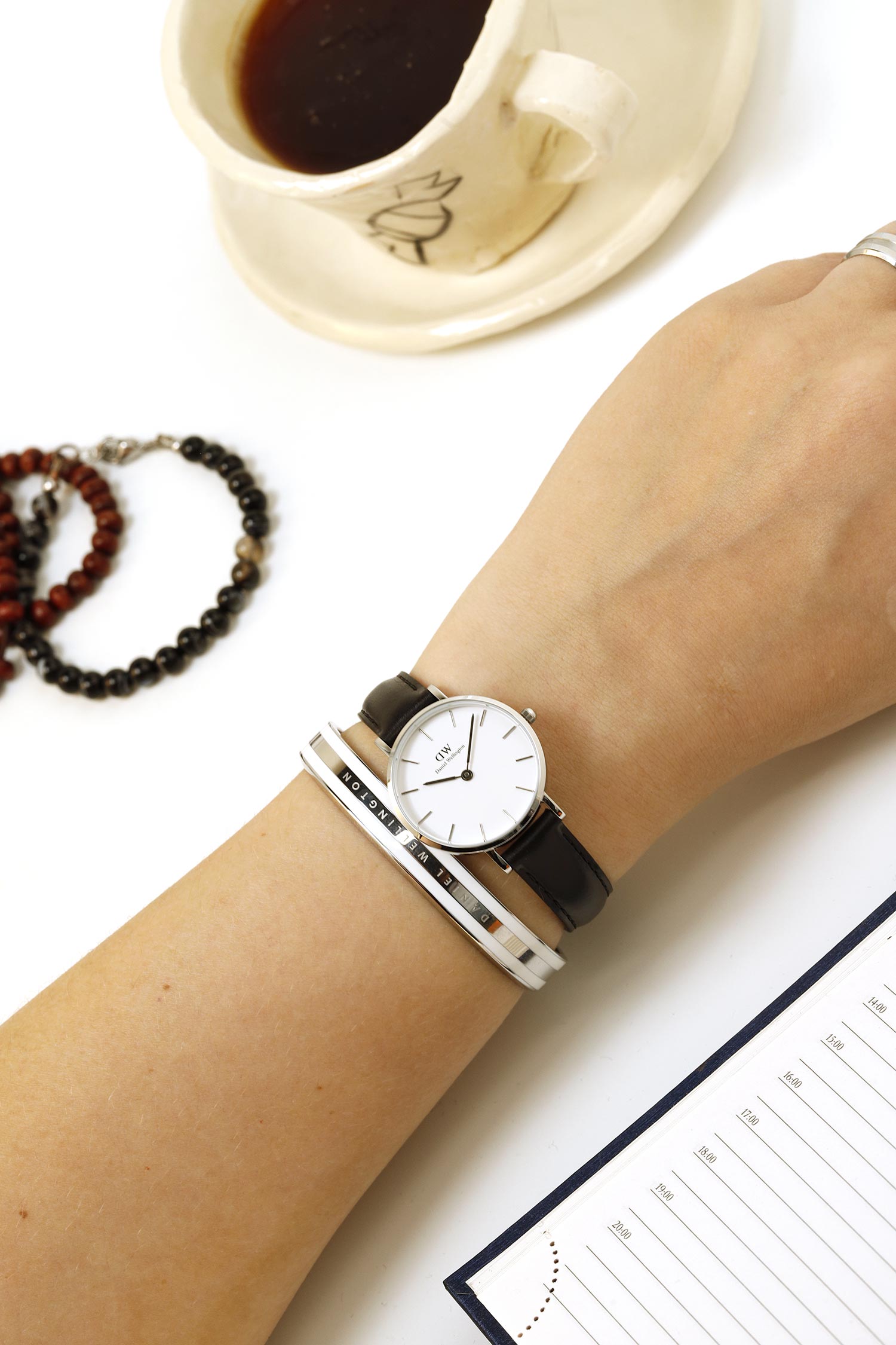  Shop Authentic Daniel Wellington Classic Petite Sheffield White Dial Black Leather Strap Watch For Women - DW00100242 - Luxxuri